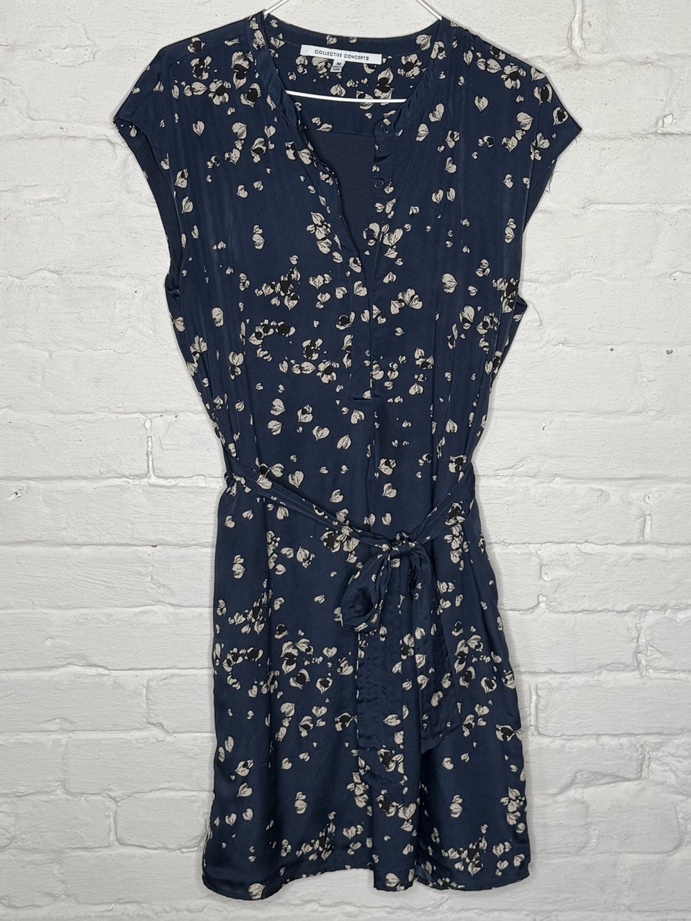Collective Concepts Dress M